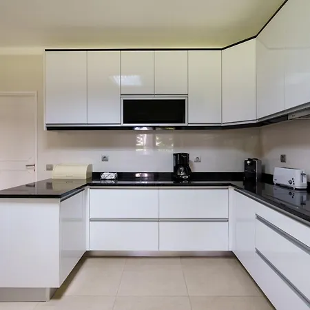 Lucio By Sapvillas * וילהמורה